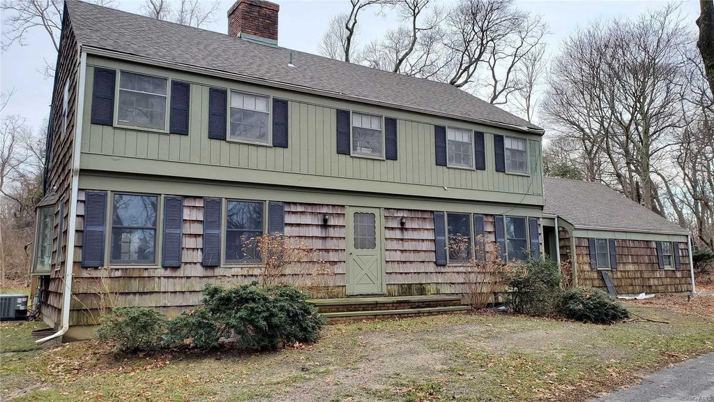 1 of 1 - 11 Smith Lane, Saint James, NY