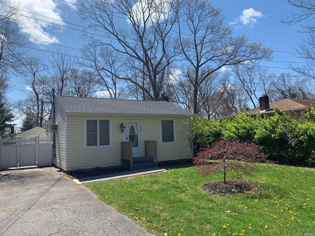 1 of 1 - 198 King Road, Rocky Point, NY