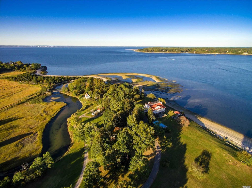 1 of 1 - 329 Centre Island Road, Centre Island, NY
