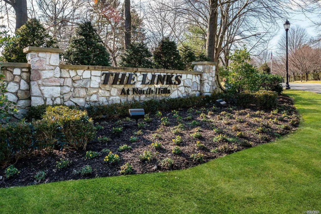 1 of 1 - 163 Doral Court, Roslyn, NY