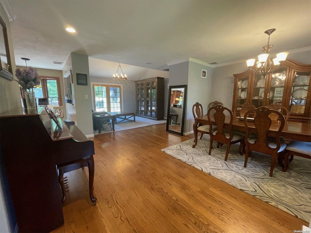 1 of 1 - 710 Meadow Road, Smithtown, NY