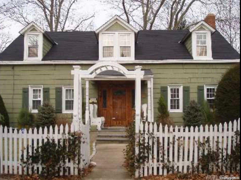 1 of 1 - 101 Lexington Avenue, Malverne, NY