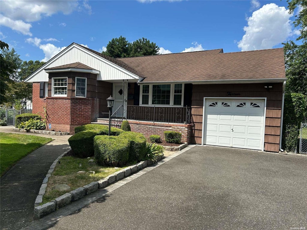 1 of 1 - 13 Oswego Drive, Bay Shore, NY
