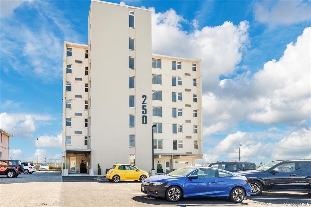 1 of 1 - 250 Shore Road 6b, Long Beach, NY