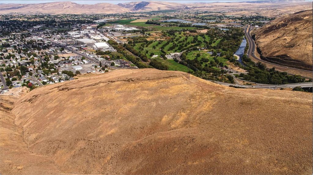 Tbd Lookout Pt/naches River, Selah