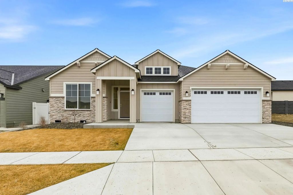 2988 Tarragon Ave, Richland