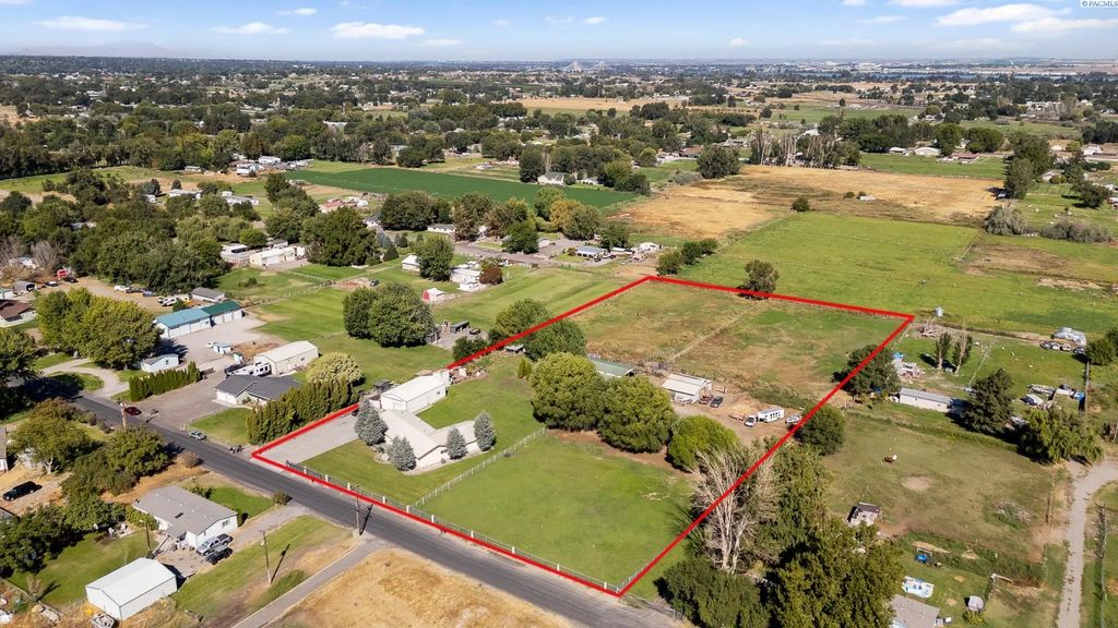 210506 E Cochran Rd, Kennewick