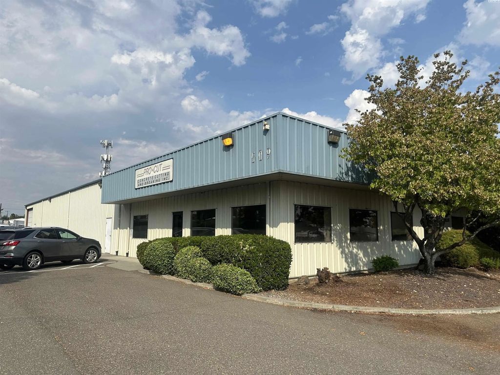 509 E 1st Avenue, Kennewick