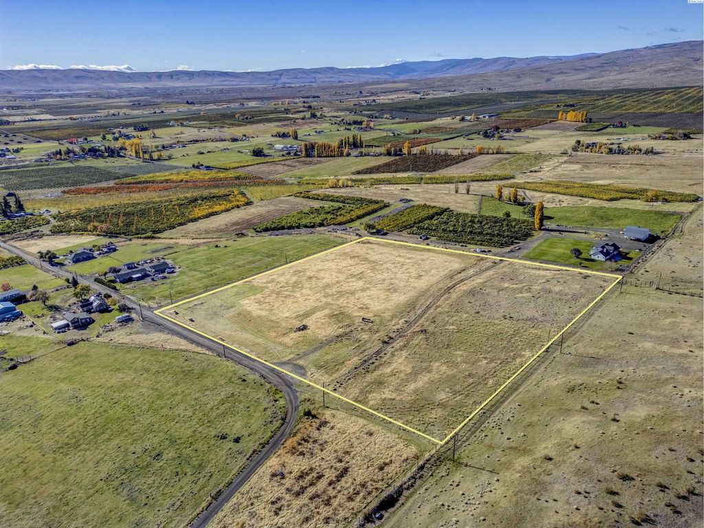 440 Yule Rd, Yakima