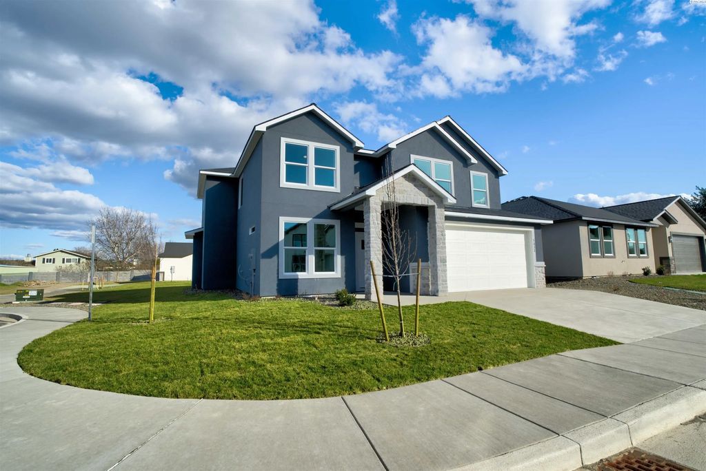 5431 W Okanogan Ave, Kennewick