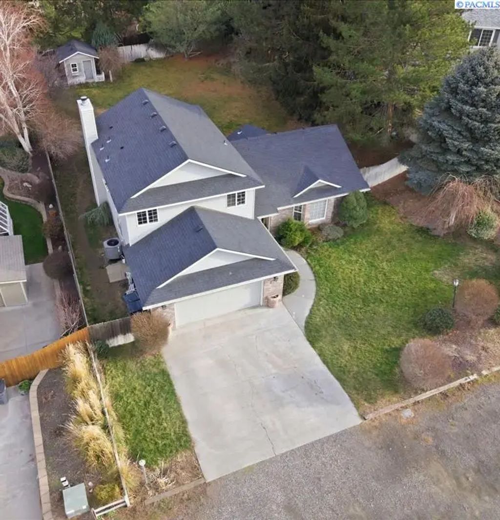 3024 Charity Ct, Kennewick