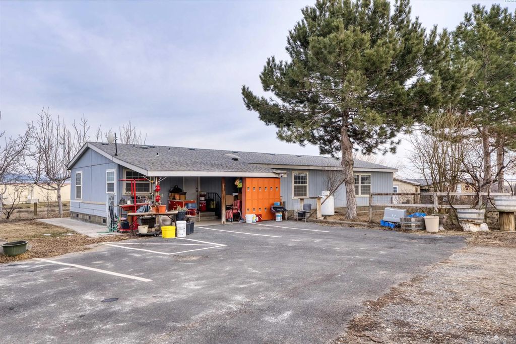 1383 Puterbaugh Rd, Grandview