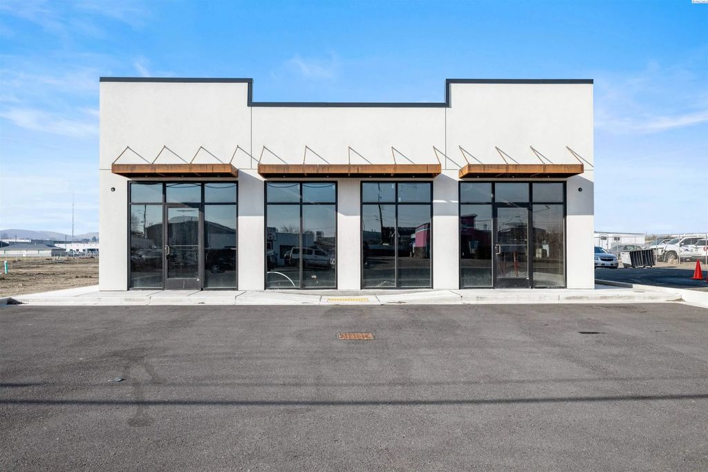 209 N 1st Street, Sunnyside