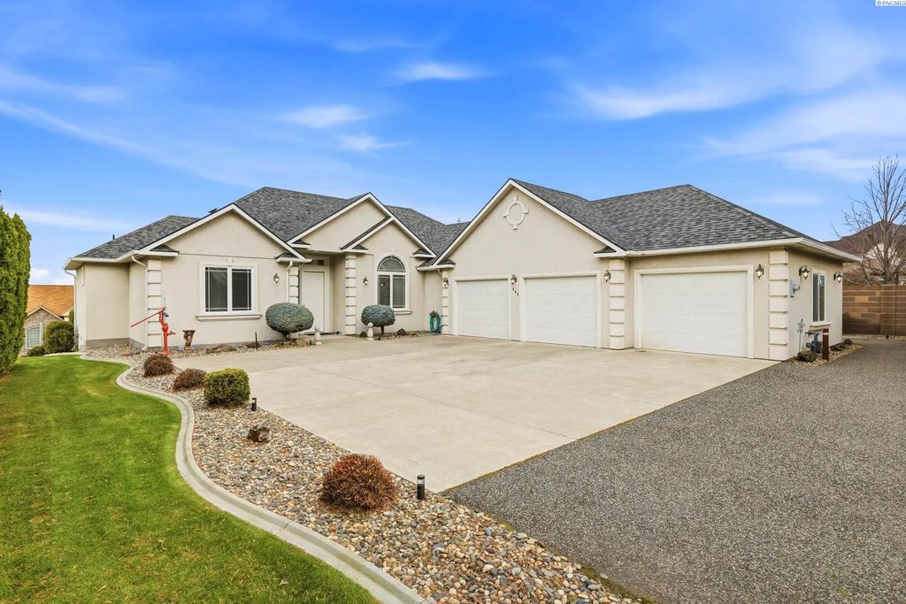 649 Clermont, Richland