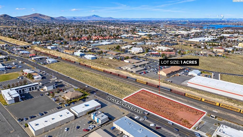 Nka W Clearwater Ave, Kennewick