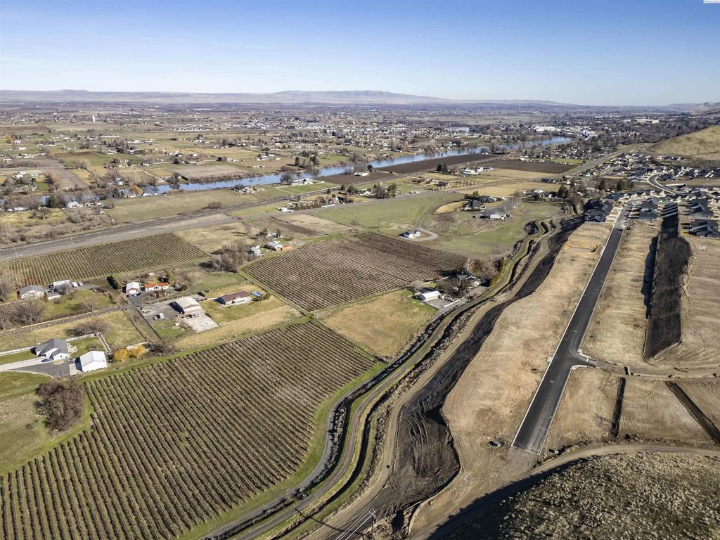 Tbd Sw Kelandren Drive Lots 1-16, Prosser