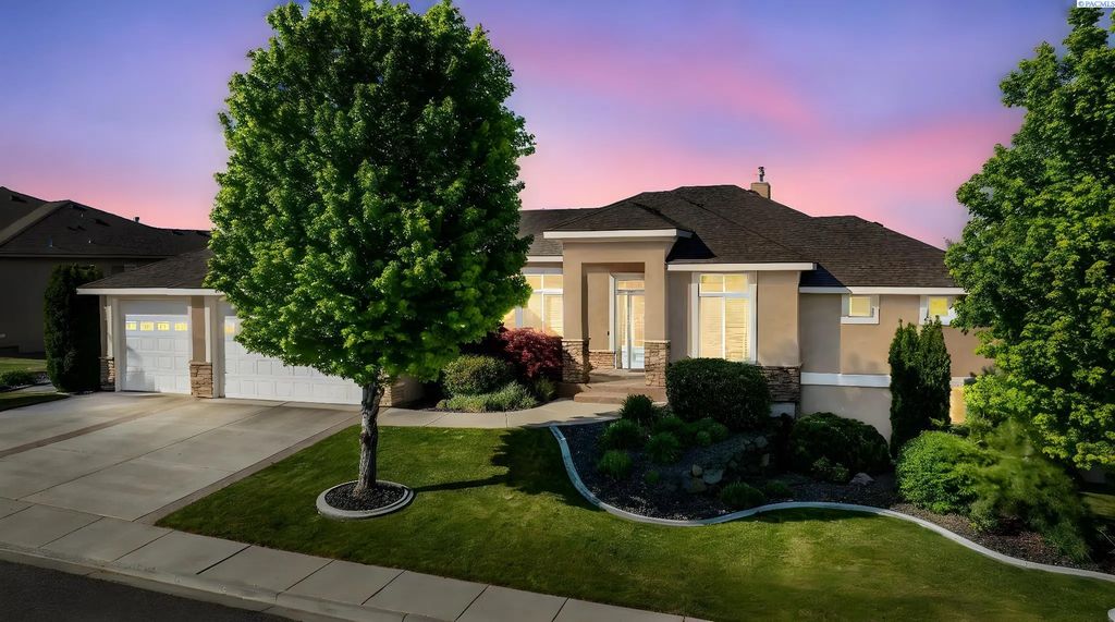 1430 Purple Sage St, Richland