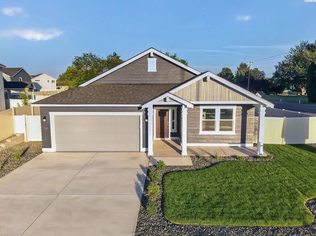 2702 Alvarado Ct., Pasco