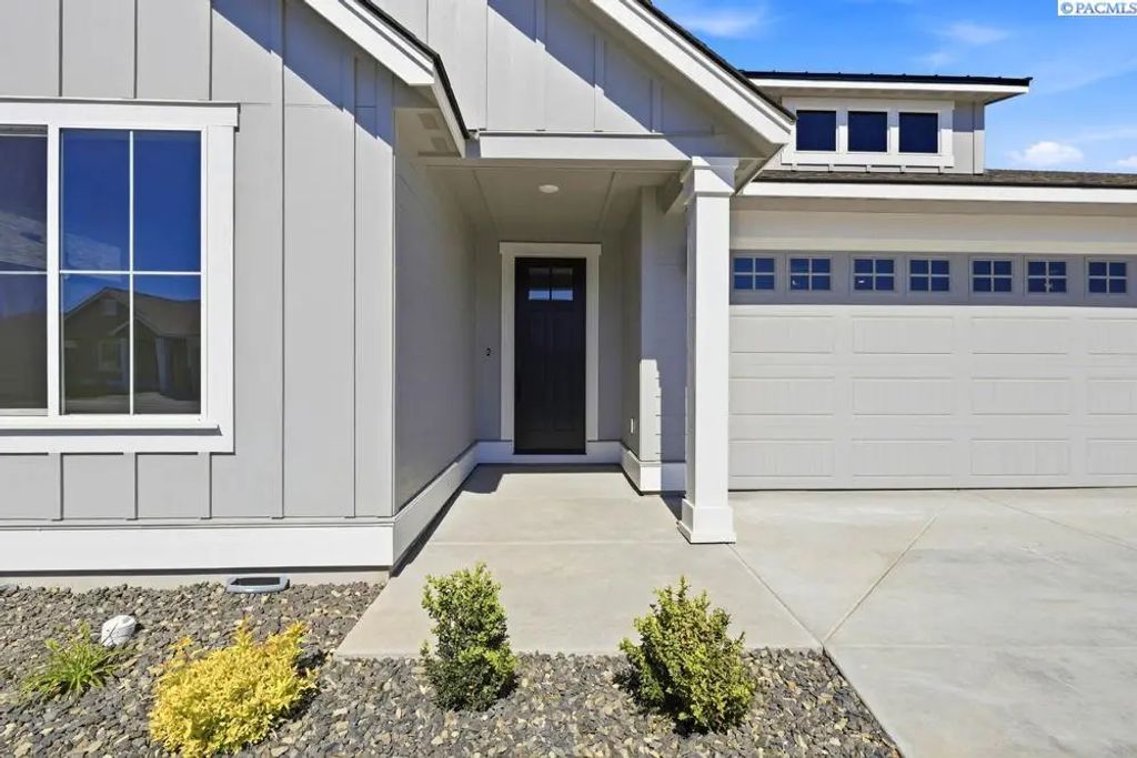 2949 Vistara Way, Richland