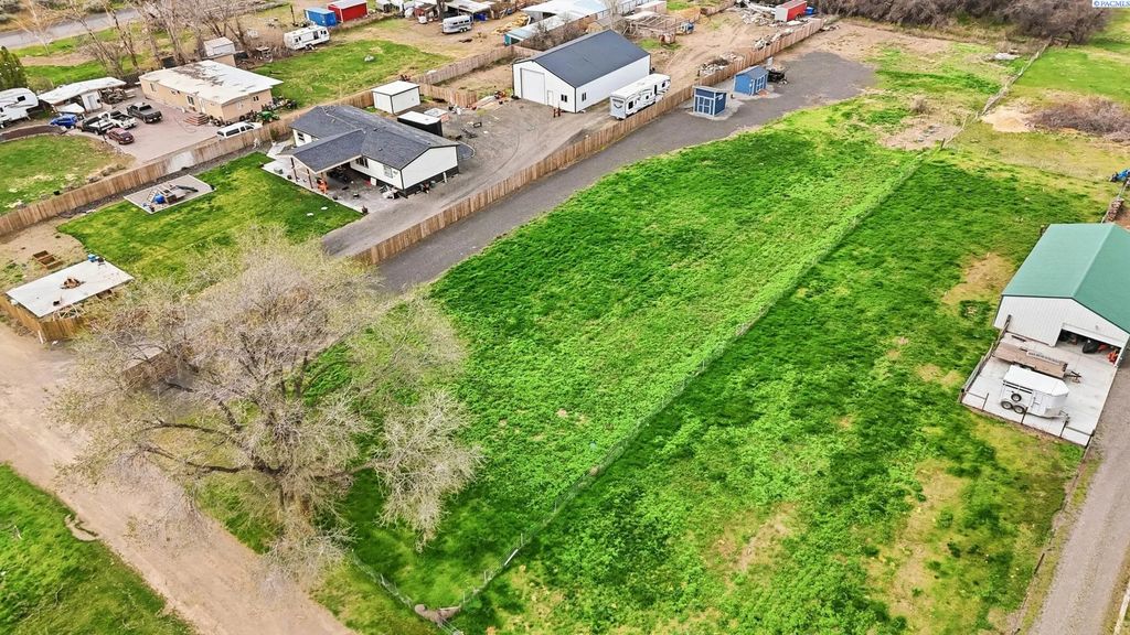 N 82 Pr Ne, Benton City