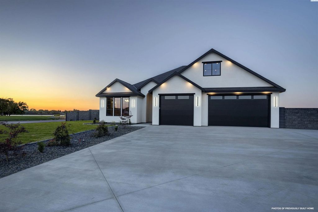 8601 Tendril Lane, Pasco