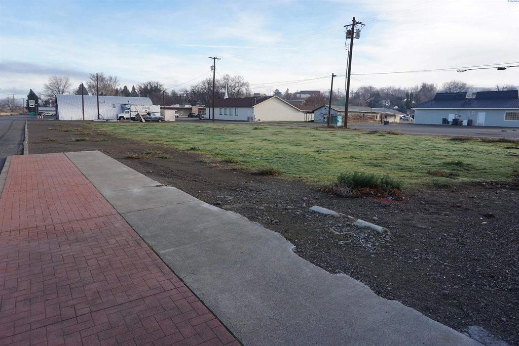 1311 Bennett Ave, Prosser