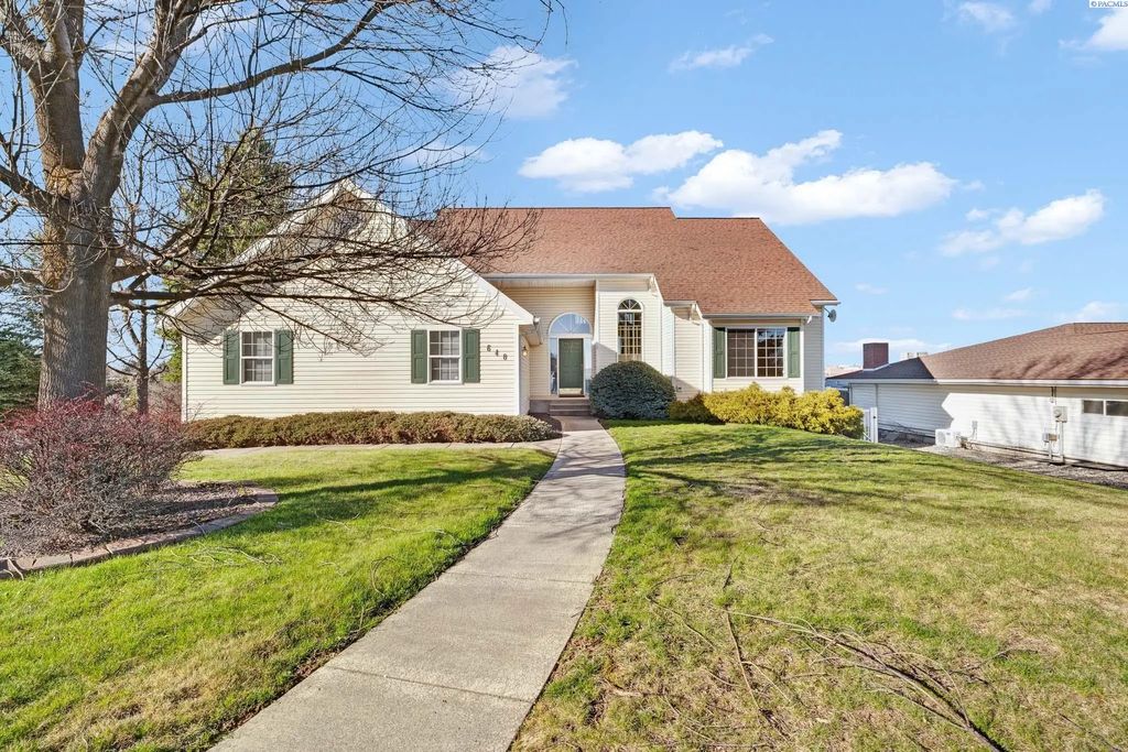 640 Se Crestview St, Pullman