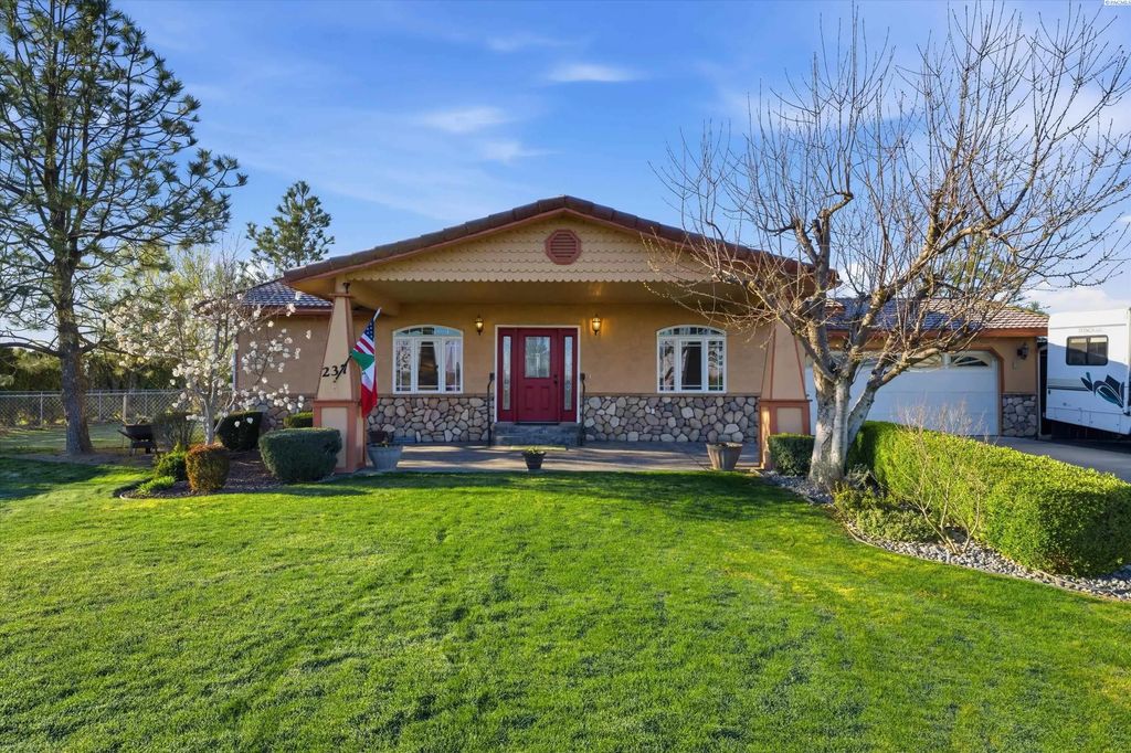 237 Reeds Road, Touchet
