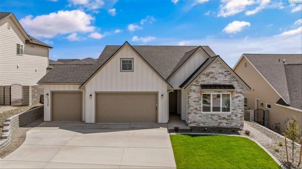 2338 Waterhill, Richland