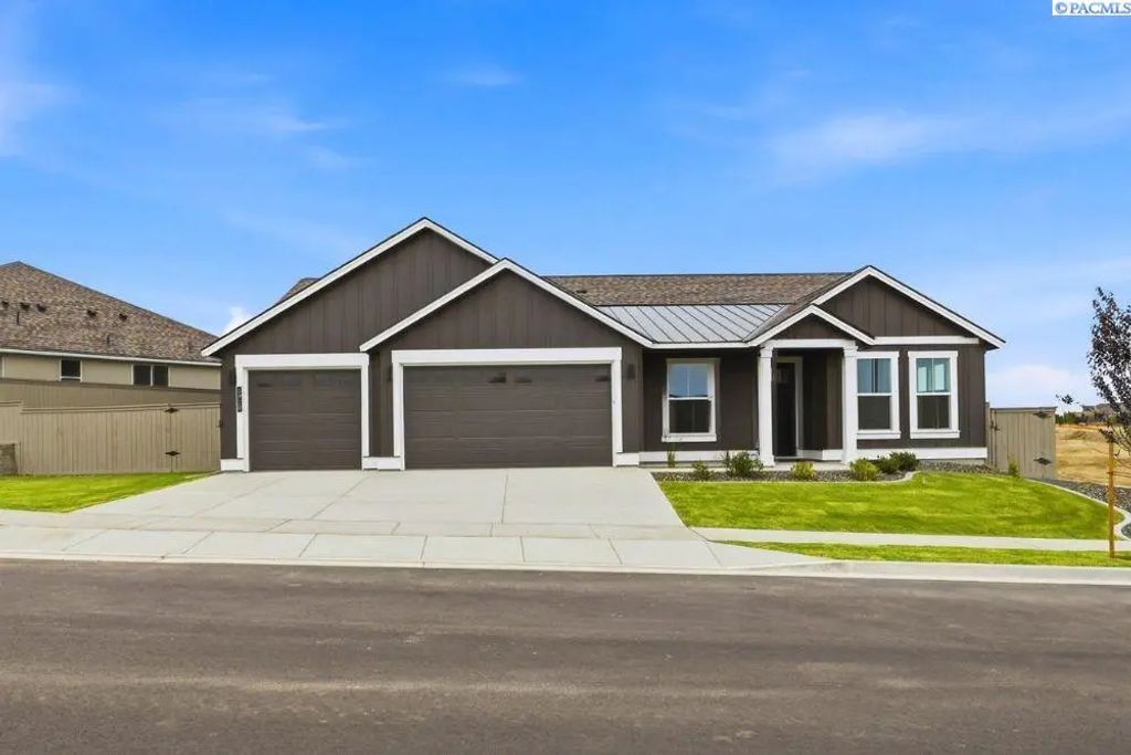 2910 Merak Rd, Richland