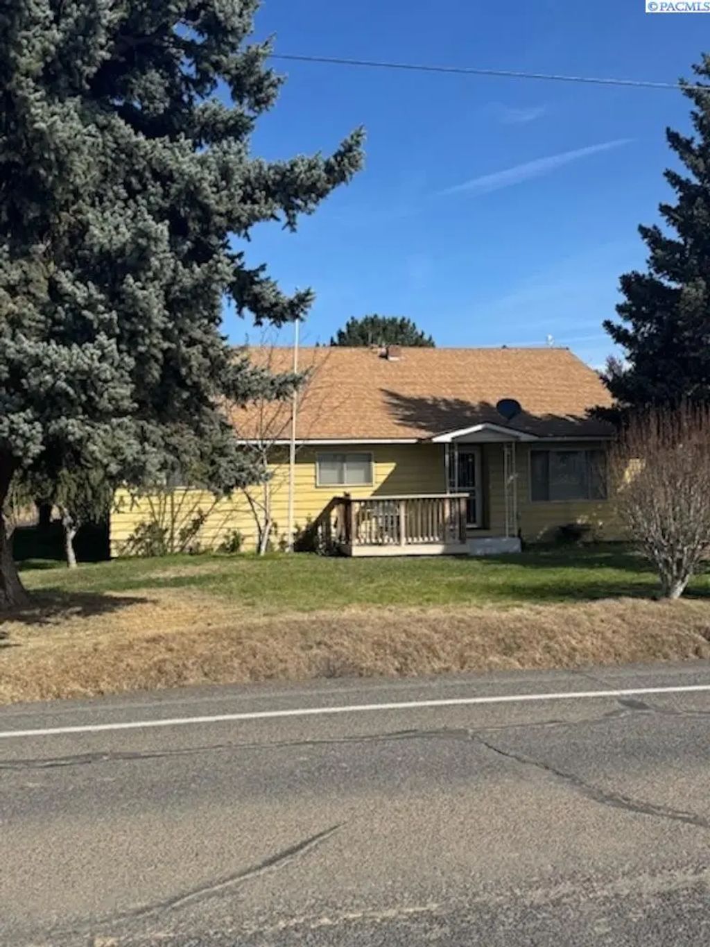 2821 Grandview Pavement, Mabton