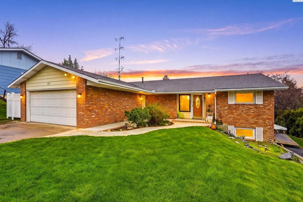 930 Sw Fountain St, Pullman