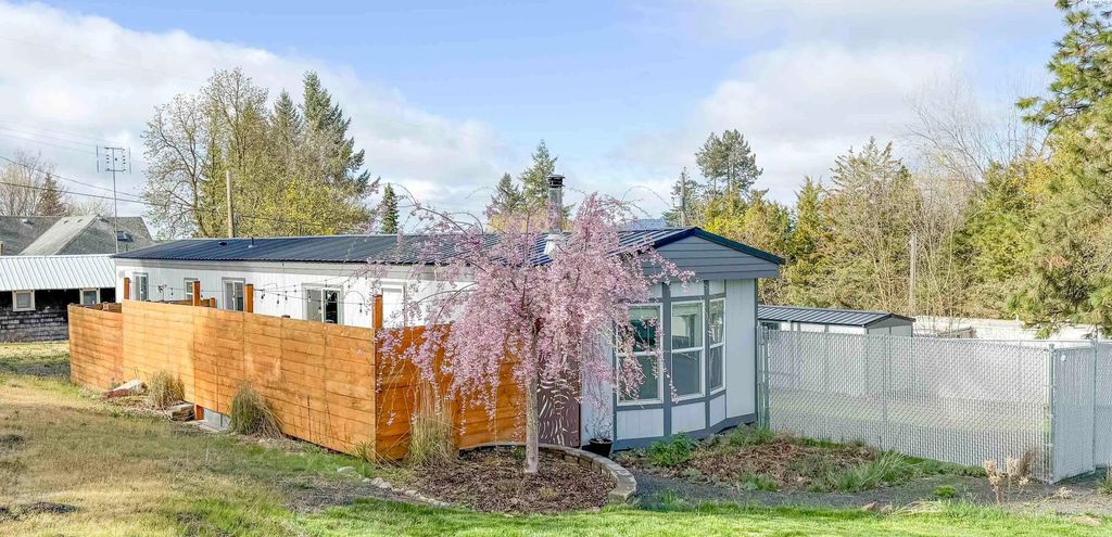 245 E Houghton St, Palouse