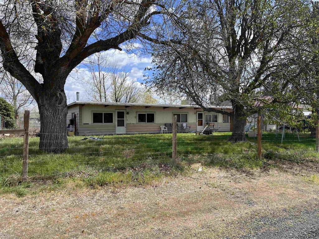 120 N Violet Ave, Kahlotus