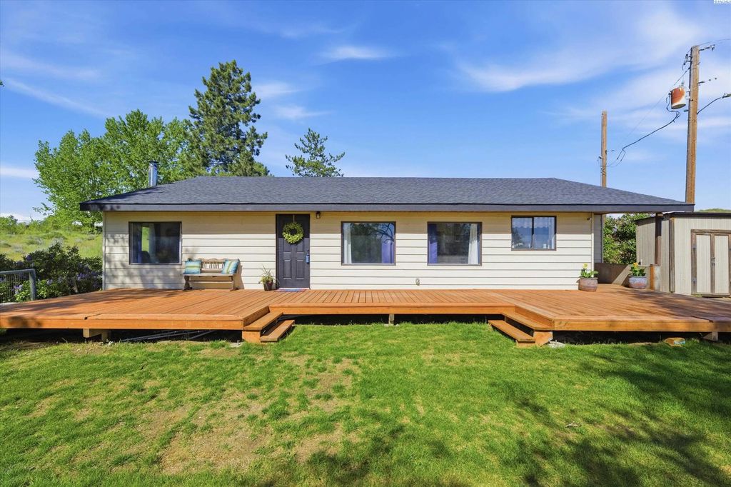351 W Eltopia West, Eltopia