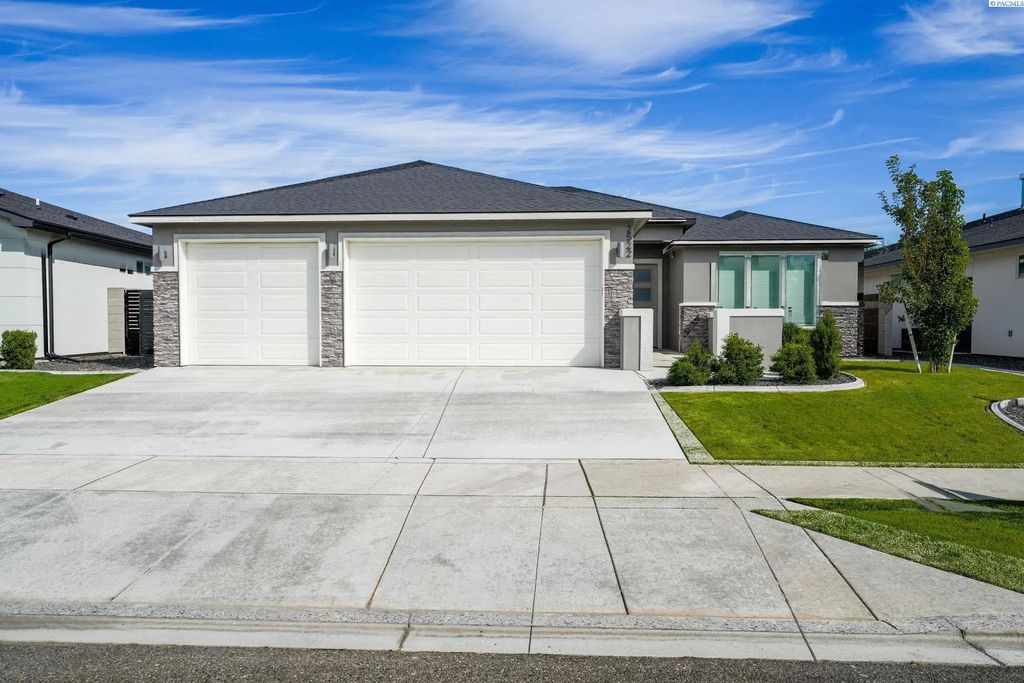 2522 Brodie Lane, Richland