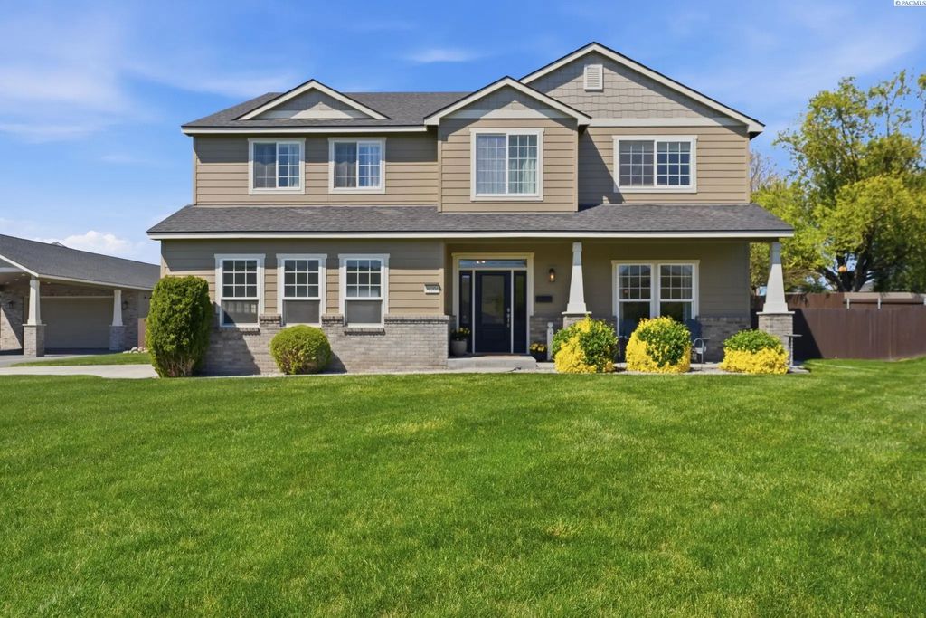 99206 E Ridgeview Dr., Kennewick