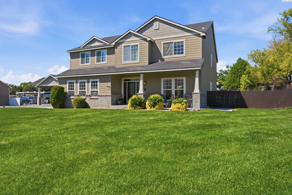 99206 E Ridgeview Dr., Kennewick