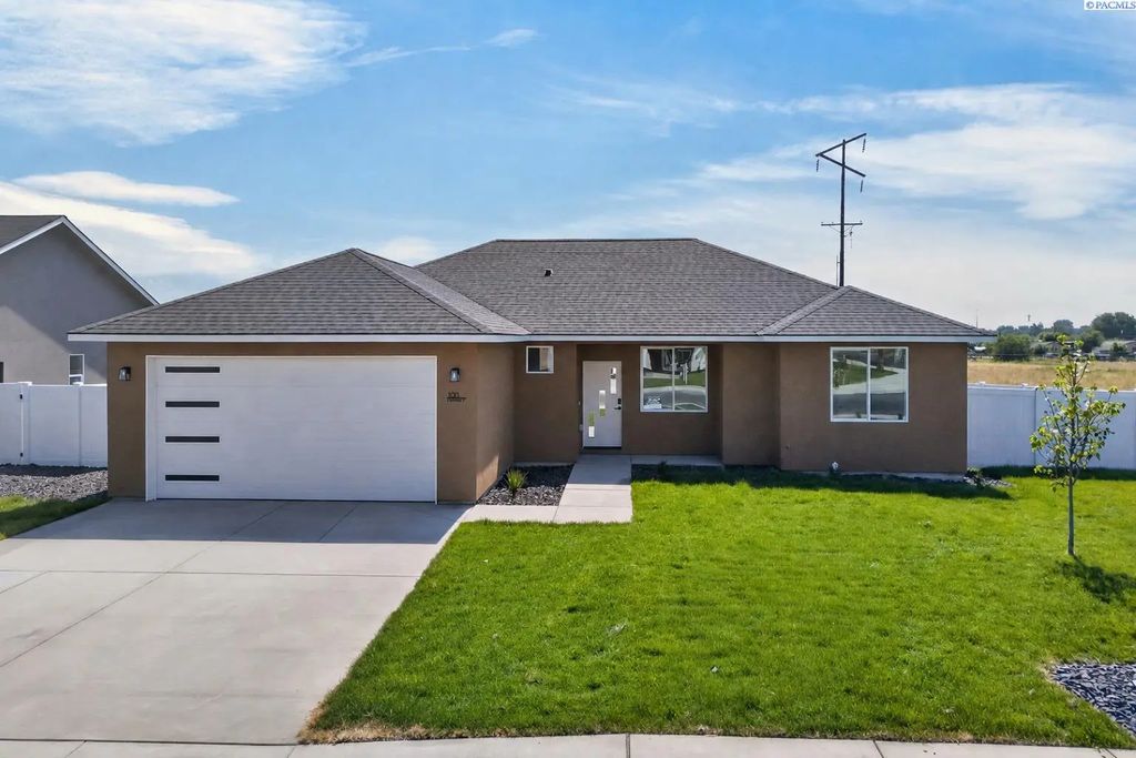 100 Olivera Street, Grandview