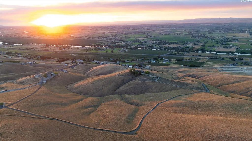 1500 Nka Lots 5/6 5/6, Prosser
