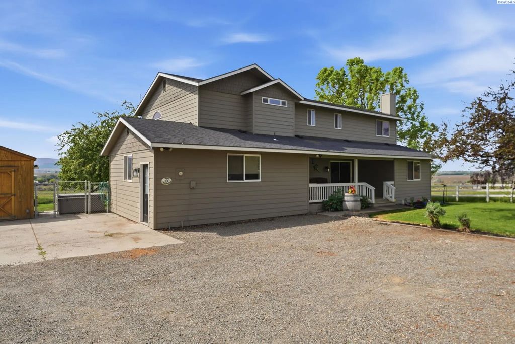 400 Charvet Rd, Grandview