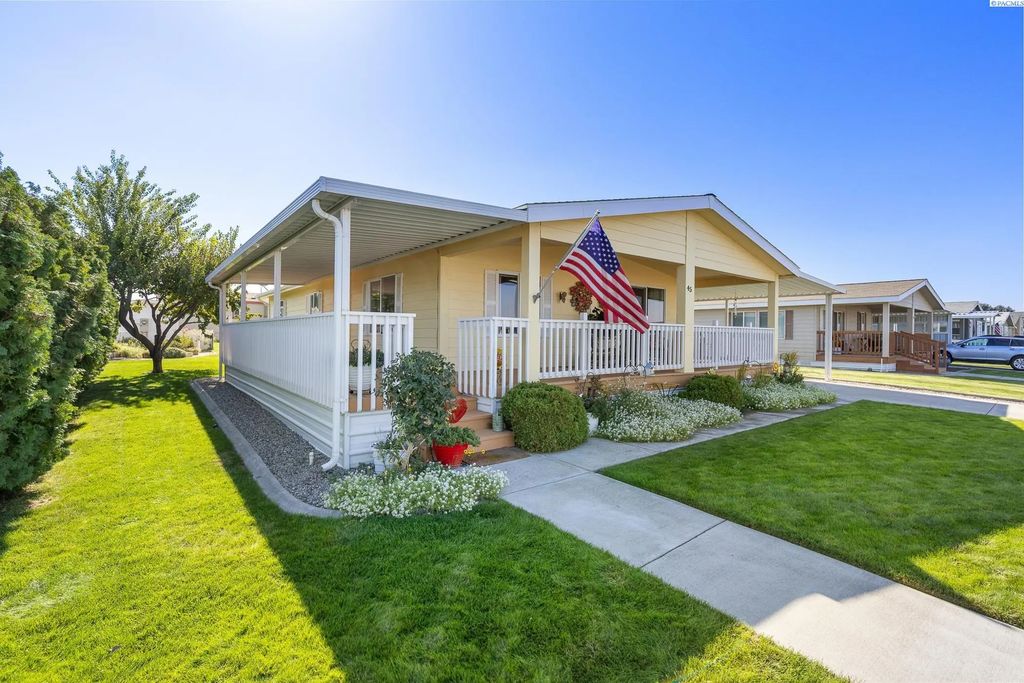 312 S Columbia Center Blvd #45, Kennewick