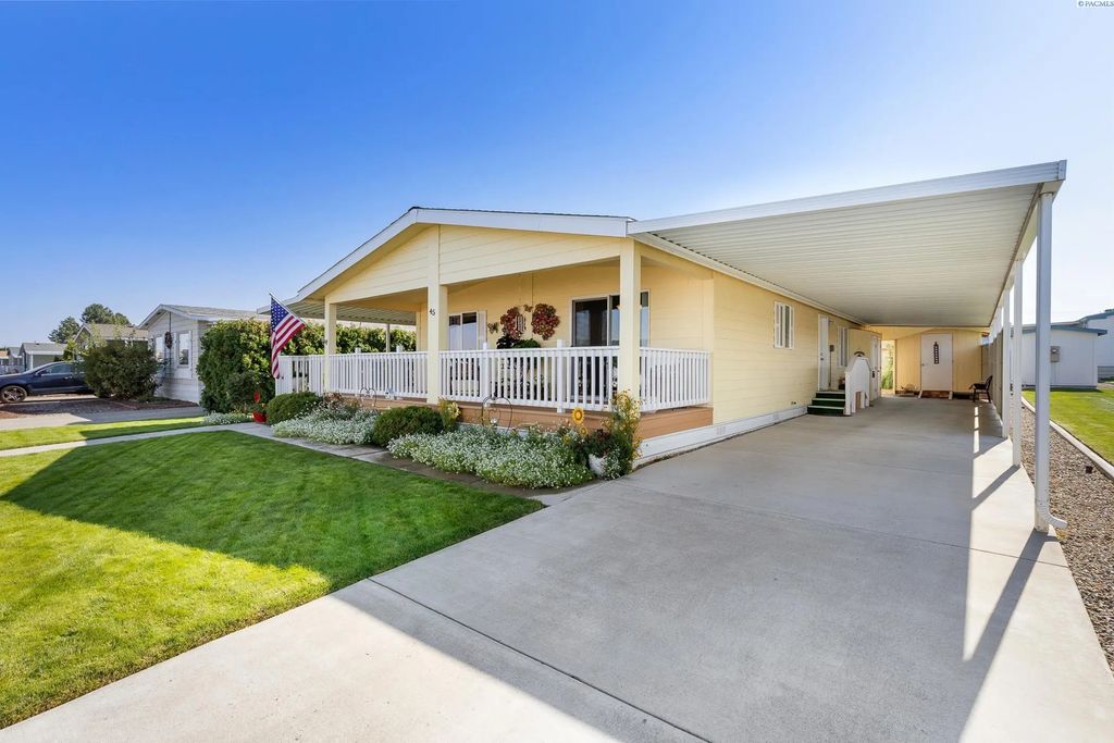 312 S Columbia Center Blvd #45, Kennewick