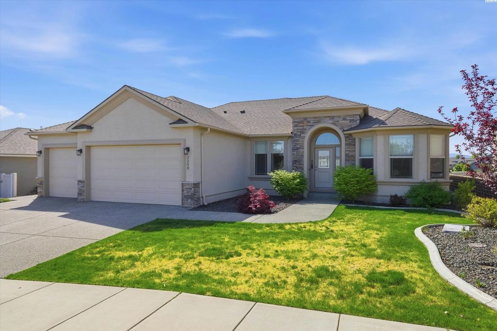 3258 Wild Canyon Way, Richland