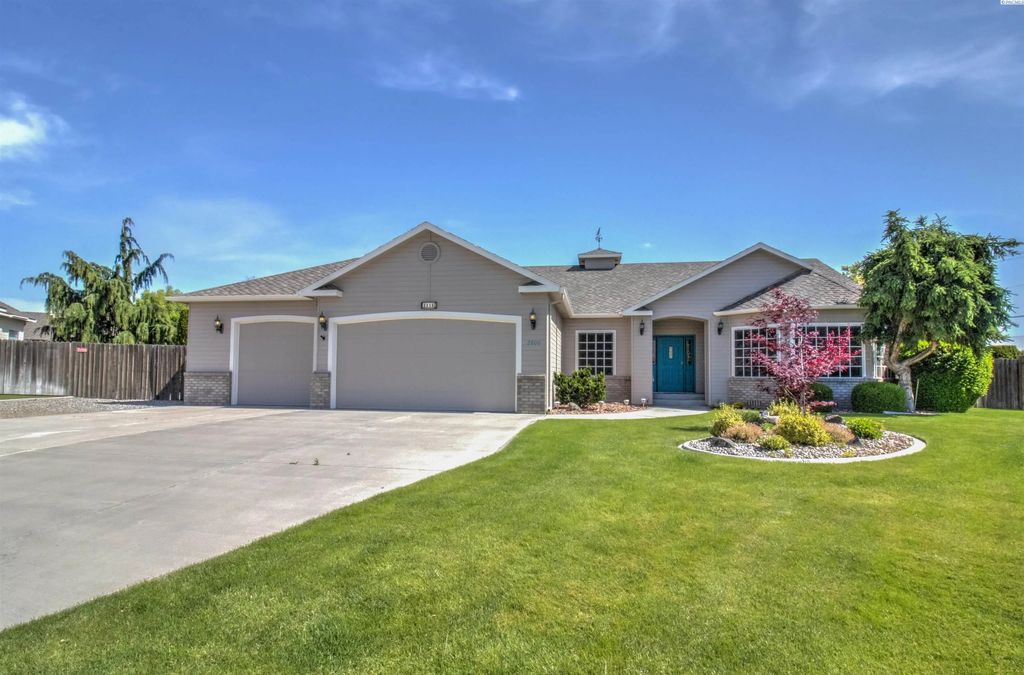 2806 W 38th Ct, Kennewick