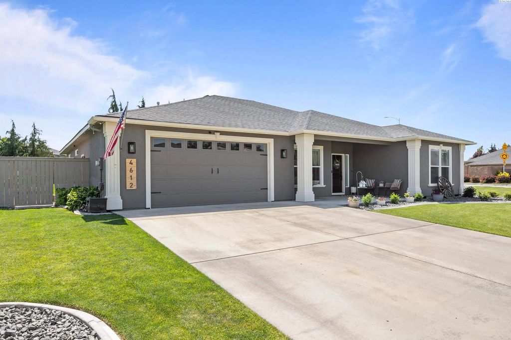 4612 Meadow View Dr., Pasco