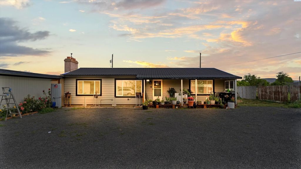 215906 E Locust Pr Se, Kennewick