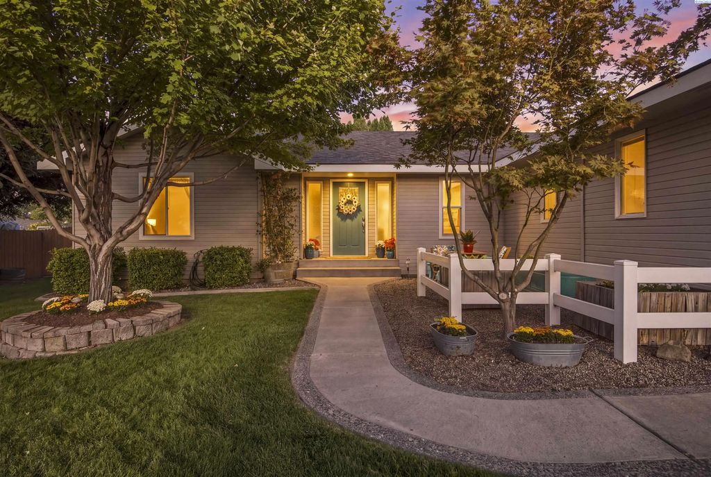 101 S Sherman Place, Kennewick