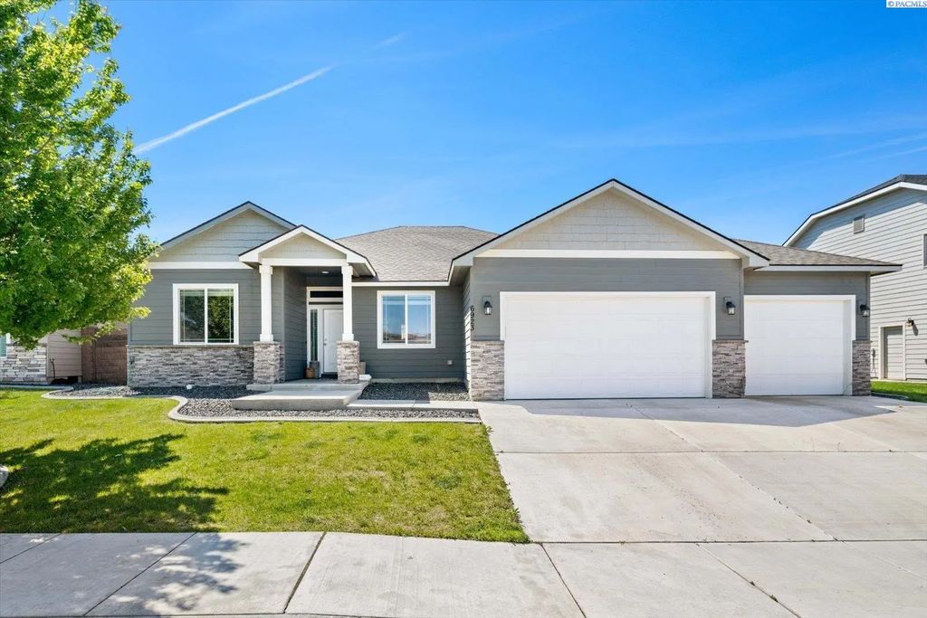 6923 W 33rd Place, Kennewick