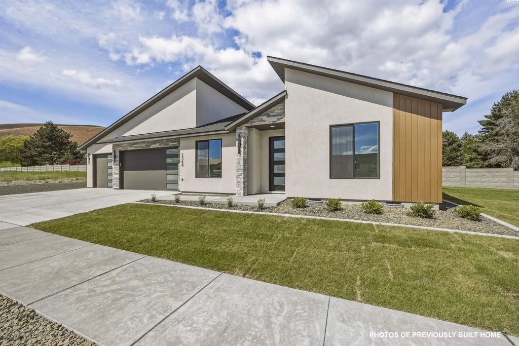 2339 Lariat Lane, Richland
